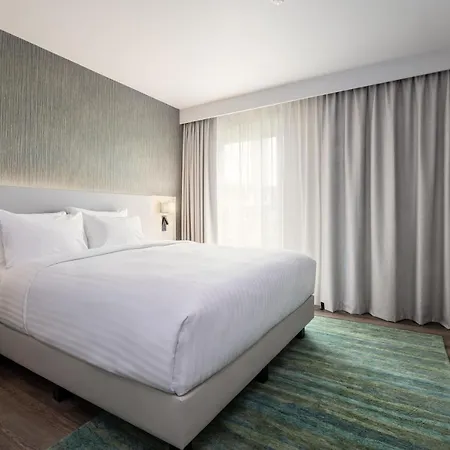 By Marriott Paris Charles De Gaulle Airport Hotel