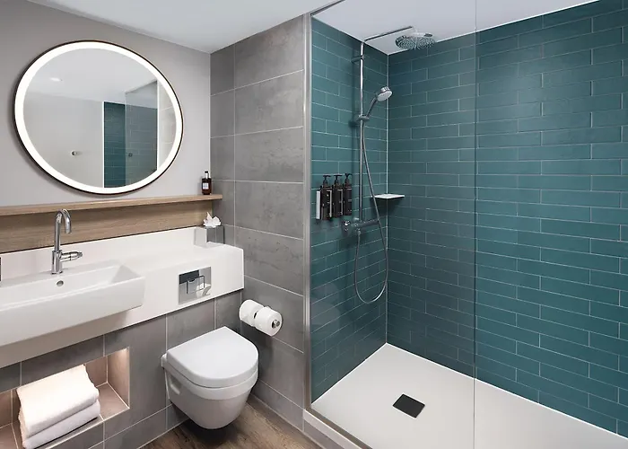 By Marriott Paris Charles De Gaulle Airport Hotel 4*